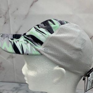 NWT Lululemon Fast and Free Run Hat